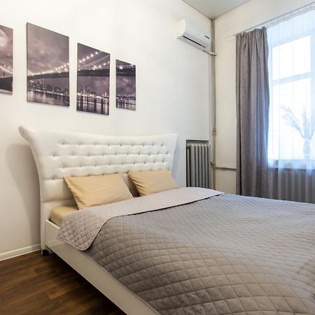 Pushkinskaya Street Apartment Харков Екстериор снимка
