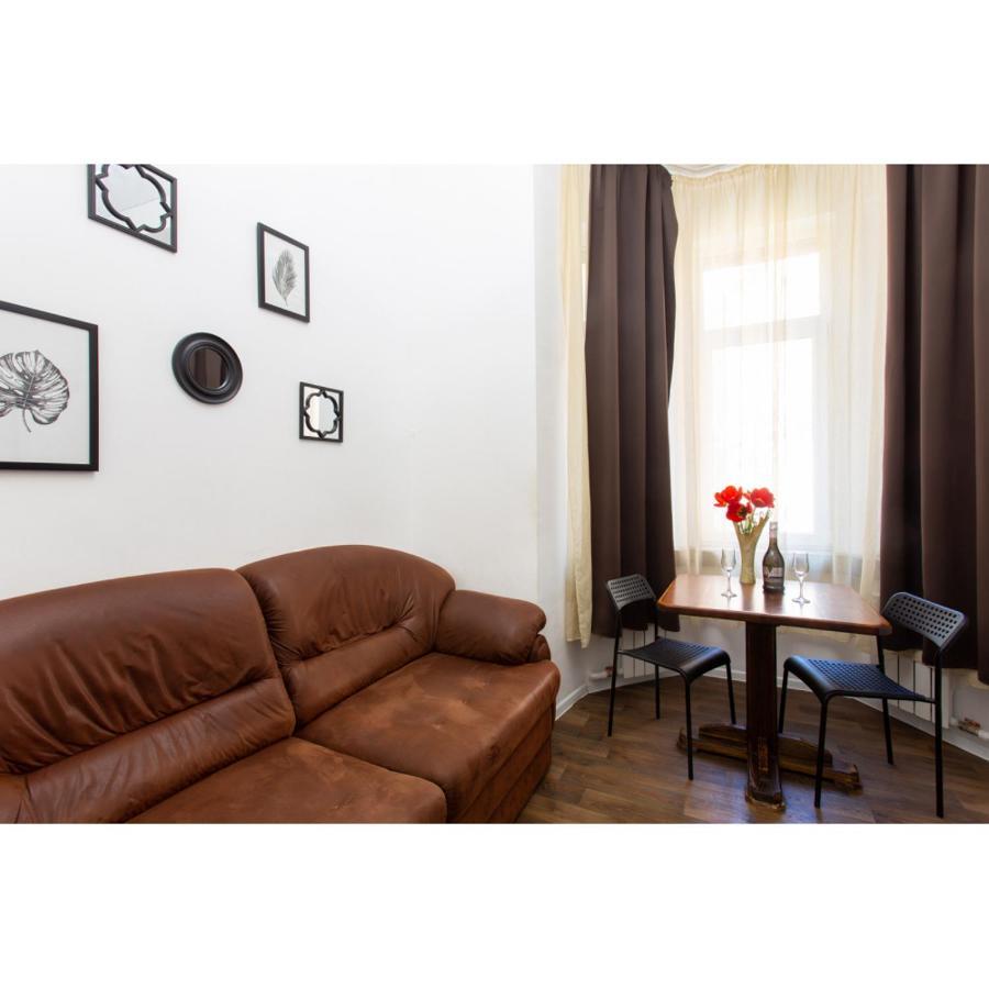 Pushkinskaya Street Apartment Харков Екстериор снимка