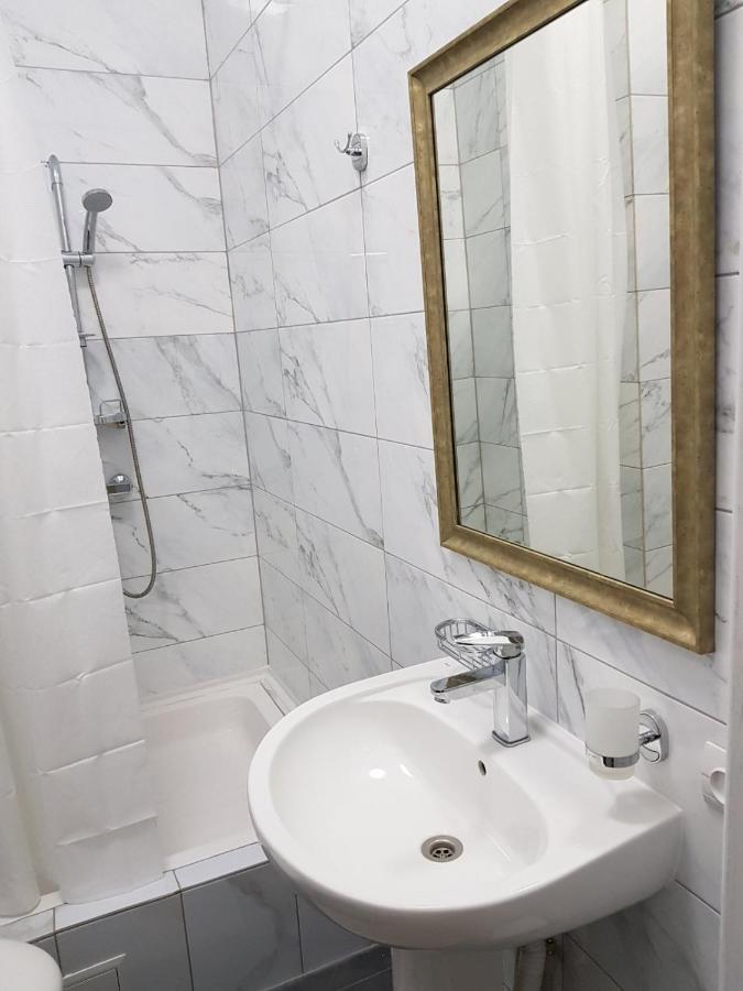 Pushkinskaya Street Apartment Харков Екстериор снимка