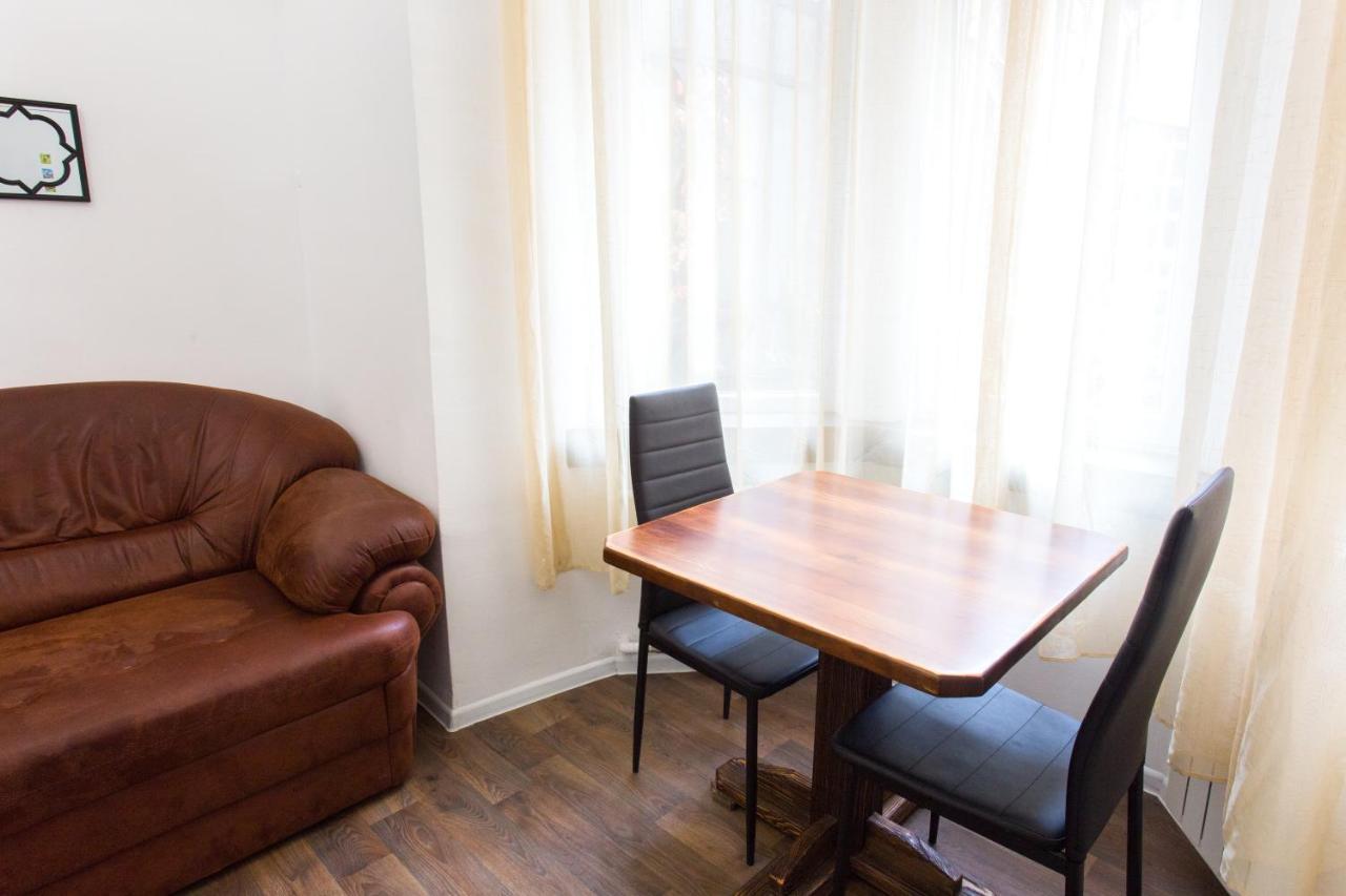 Pushkinskaya Street Apartment Харков Екстериор снимка